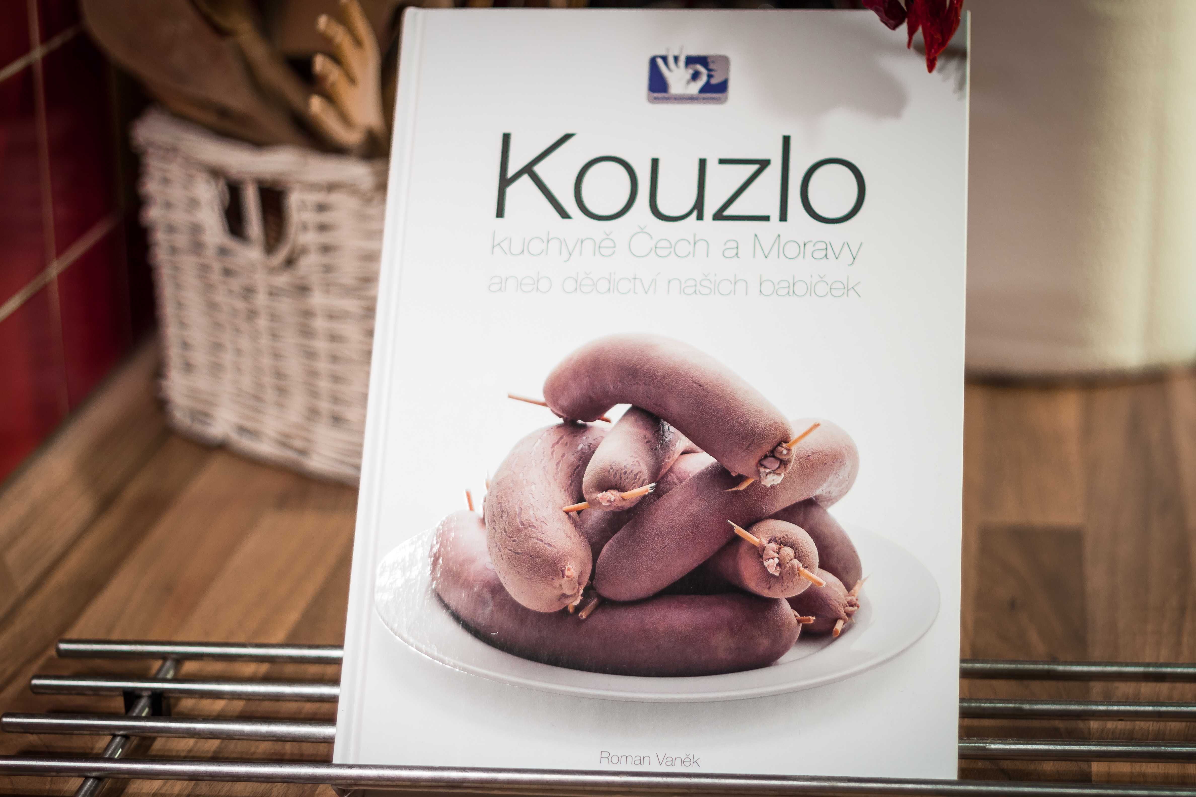 Kouzlo kuchyně Čech a Moravy aneb dědictví našich babiček - Roman Vaněk
