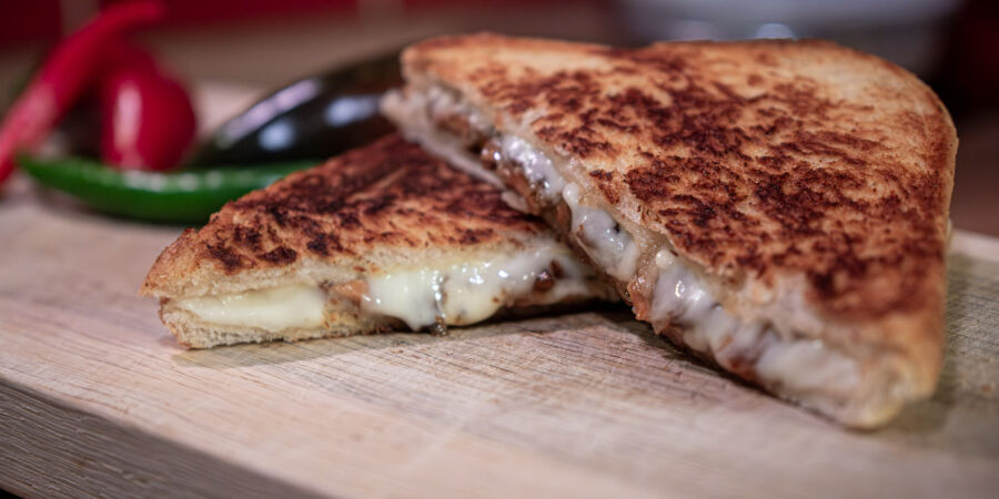 Toast s ryzci a sýrem Gouda