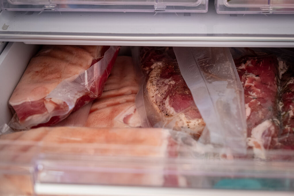 Maso ukládám v nulové zóně lednice